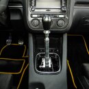 CAE Ultra Shifter "UNTERFLUR" VW Golf 4,5,6, Scirocco 3, Bora/Jetta 4,5, Beetle / 02M & 02J anod. BLACK POM white
