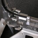 CAE Ultra Shifter "UNTERFLUR" VW Golf 4,5,6, Scirocco 3, Bora/Jetta 4,5, Beetle / 02M & 02J anod. BLACK POM white